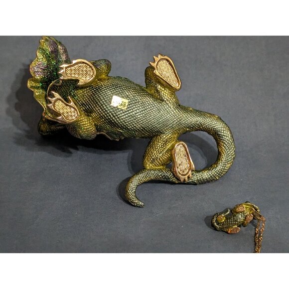 Frill Neck Lizard Jeweled Trinket Box W/ Austrian Crystals & Matching Necklace - Picture 5 of 5